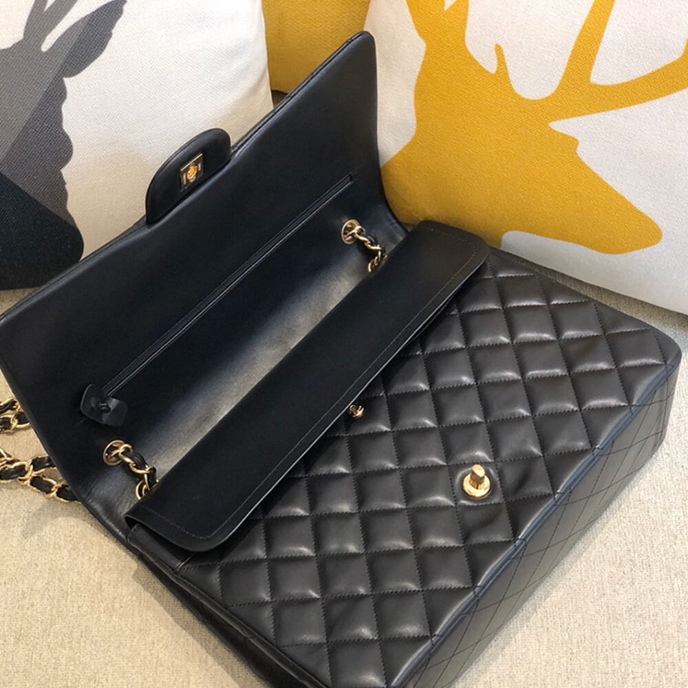 CHANEL Classic Maxi Handbag - Image 5