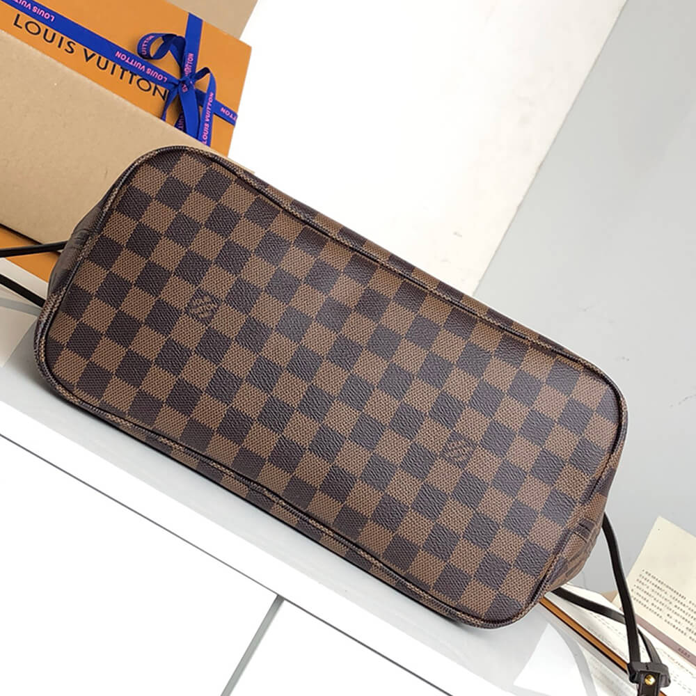Louis Vuitton Neverfull MM Bag - Image 5