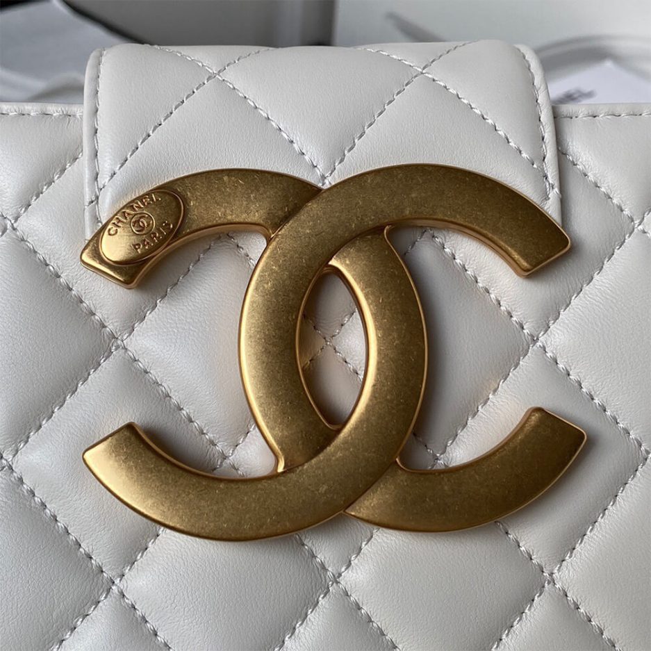CHANEL 24C - Image 6