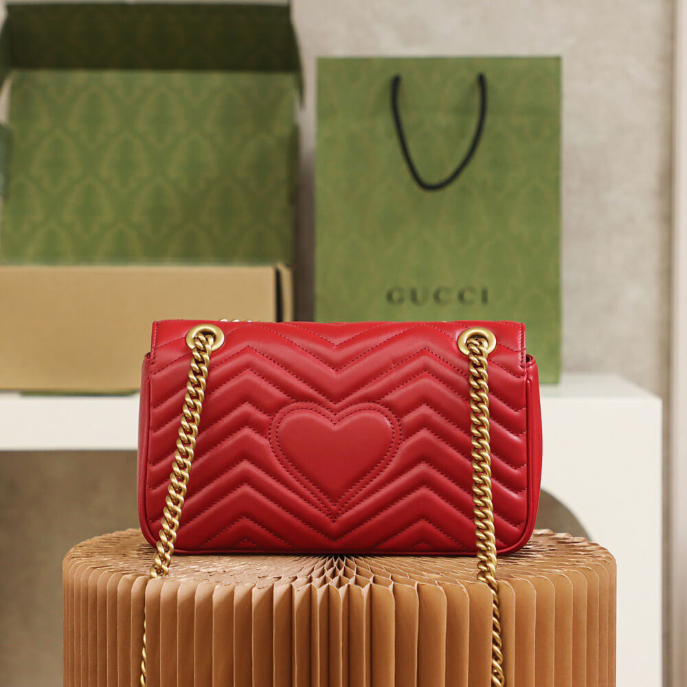 Gucci Marmont Matelasse Shoulder Bag - Image 4