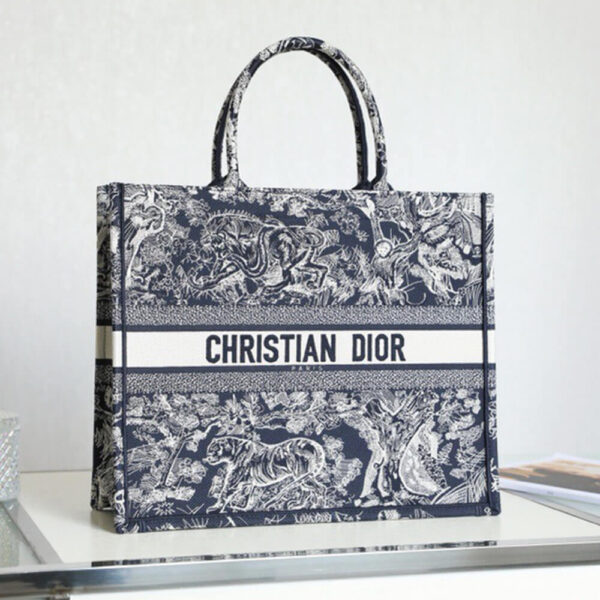 Dior Large Book Tote Bag - Image 2