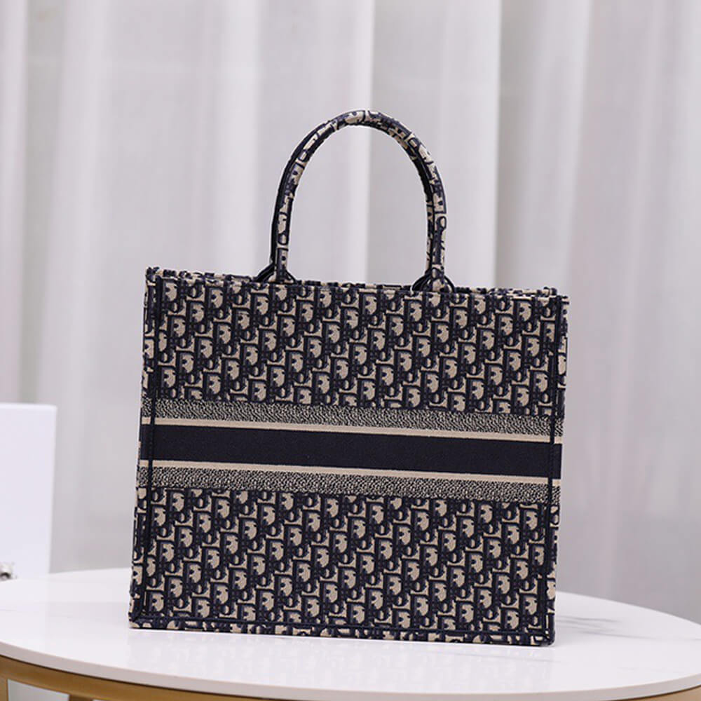 Dior Large Book Tote Bag - Image 3
