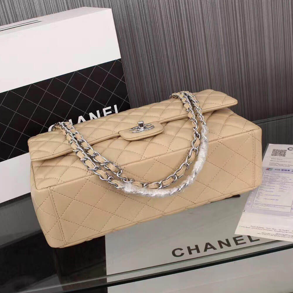 CHANEL Classic Maxi Handbag - Image 4