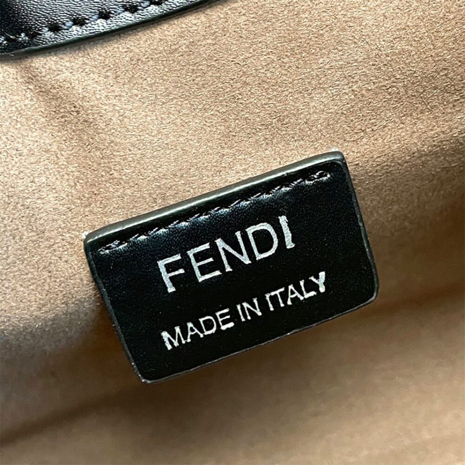 Fendi Small Runaway Shoppeer Bag - Image 7