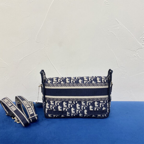 Dior Small Camp Bag - Image 3
