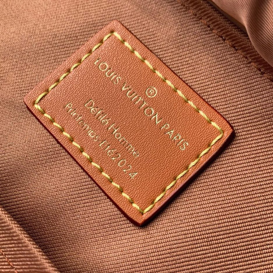 LV Montsouris Backpack - Image 8