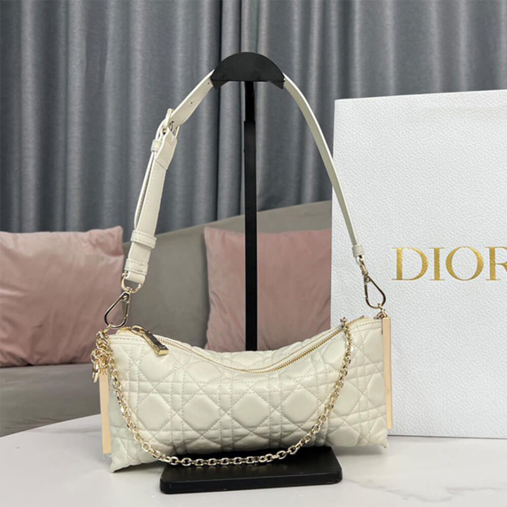 Dior Club Bag - Image 4