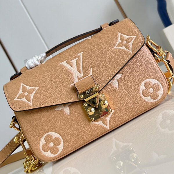 LOUIS VUITTON Pochette Metis East West - Image 2