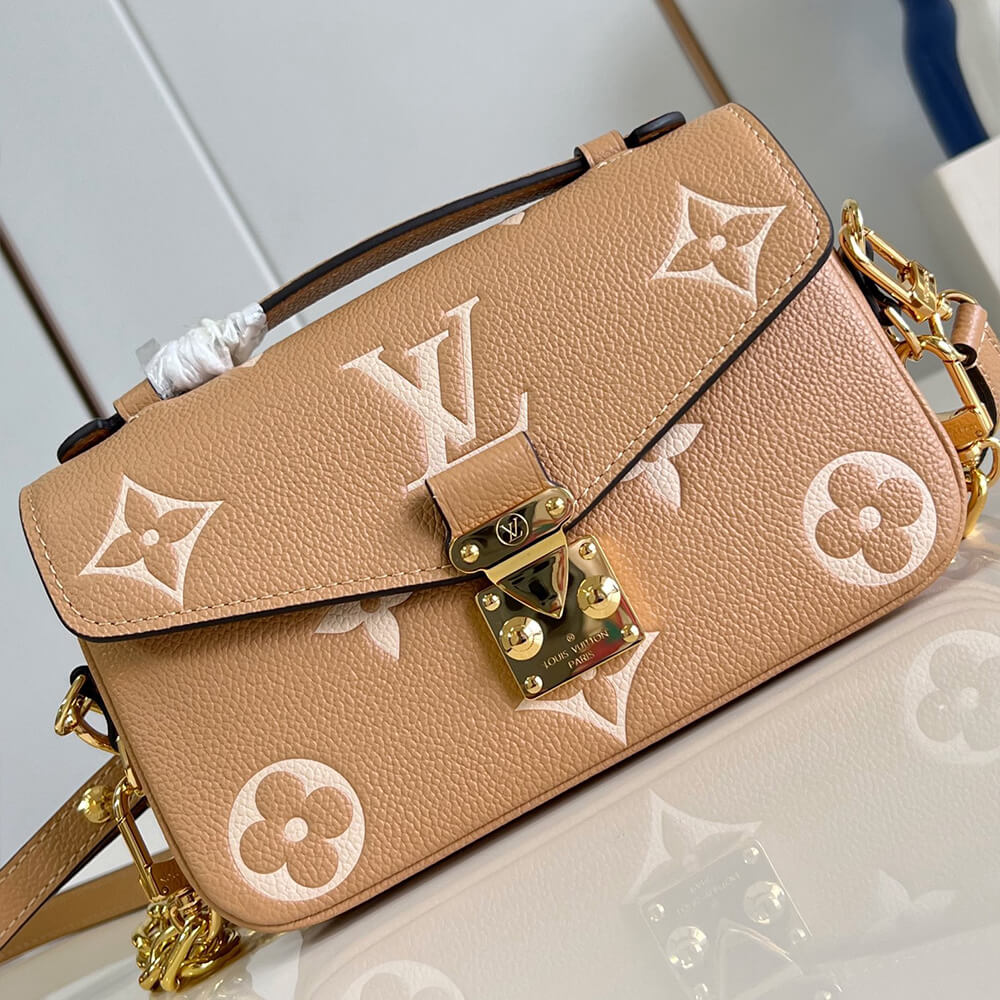 LOUIS VUITTON Pochette Metis East West - Image 2