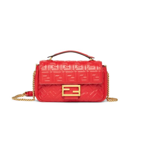 Fendi Baguette Chain Bag
