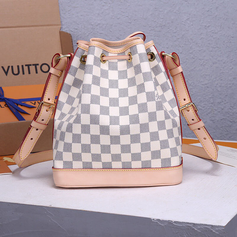 LOUIS VUITTON Noe Bucket Bag - Image 2