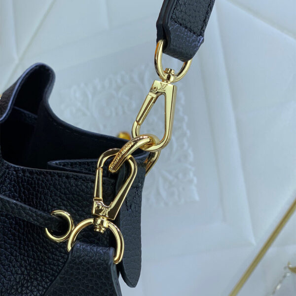 LOUIS VUITTON LOCKME BUCKET - Image 6