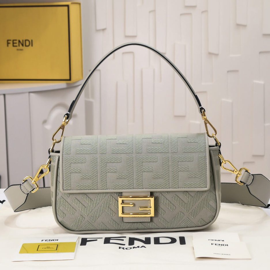 Fendi Baguette Bag - Image 2