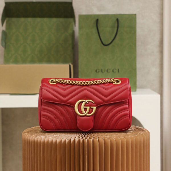 Gucci Marmont Matelasse Shoulder Bag - Image 2