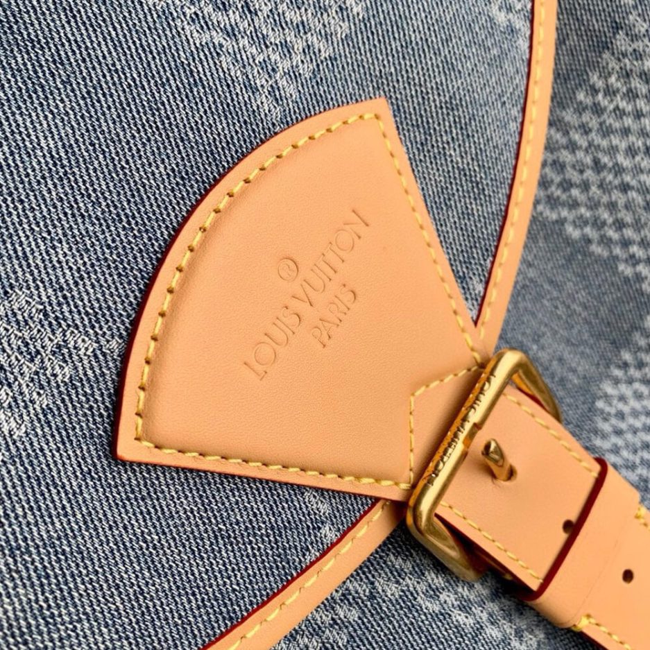 LV Montsouris Backpack - Image 8