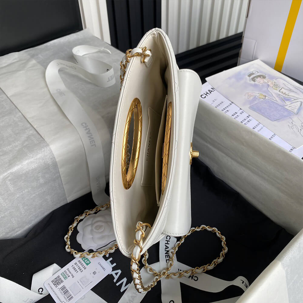 CHANEL Clutch - Image 5