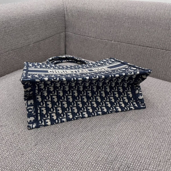 Dior Medium Book Tote Bag - Image 5