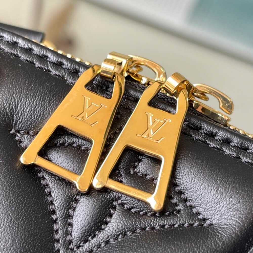 Louis Vuitton Alma BB Bag - Image 8