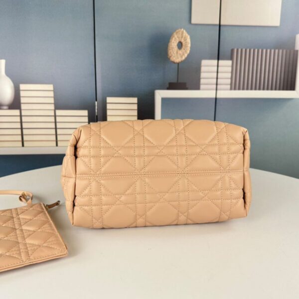 Dior Medium Toujours Bag - Image 5