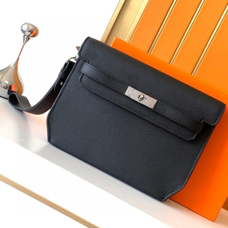 Hermes Kelly Depeches 26 Pouch Bag - Image 2