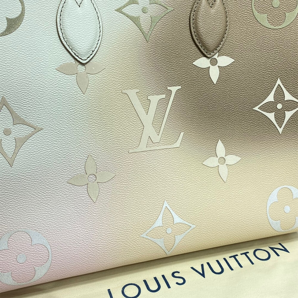 Louis Vuitton Onthego MM Bag - Image 6
