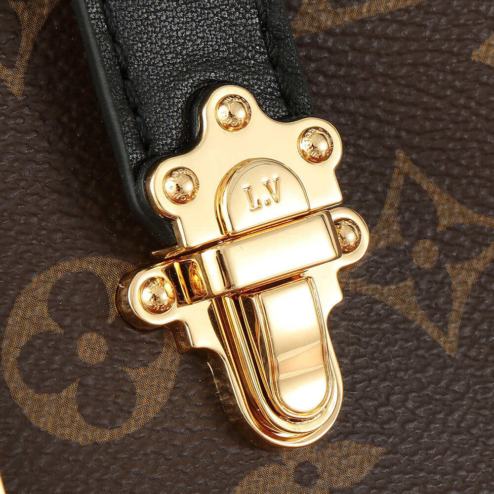 LOUIS VUITTON Lucky Trunk - Image 6