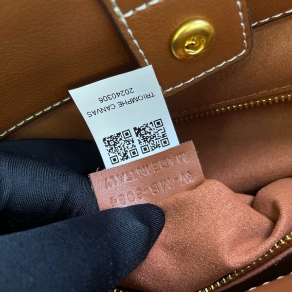 Celine Medium Cabas Anais Cuir Triomphe In Grained Calfskin - Image 6