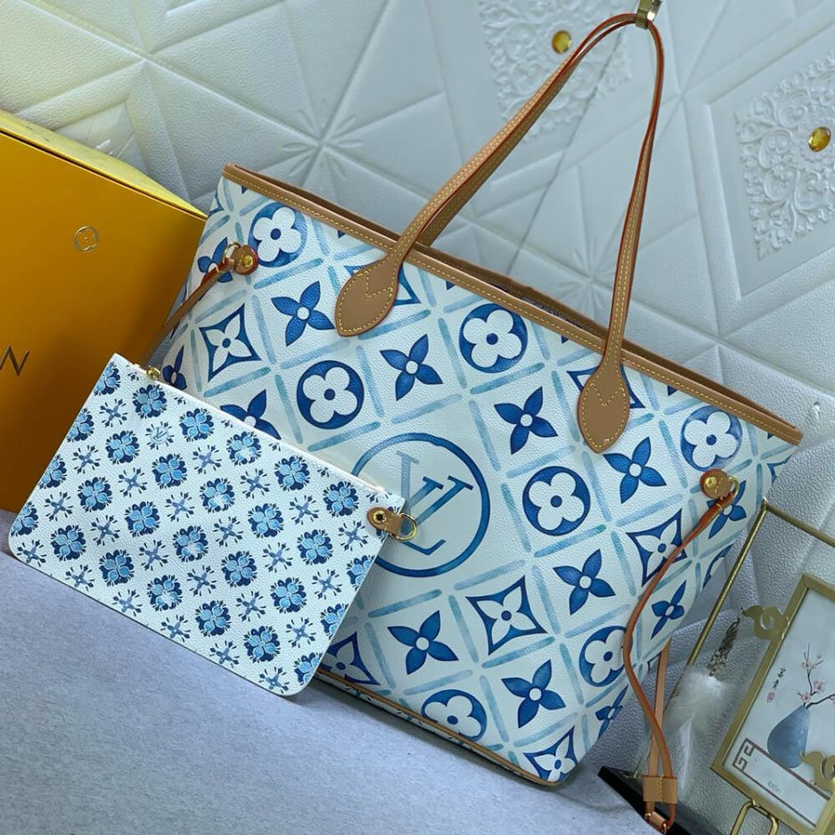 LV Dauphine MM Bag - Image 2