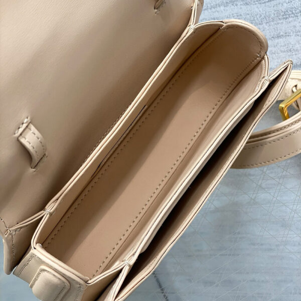 Dior Small 30 Montaigne Avenue Top Handle Bag - Image 7