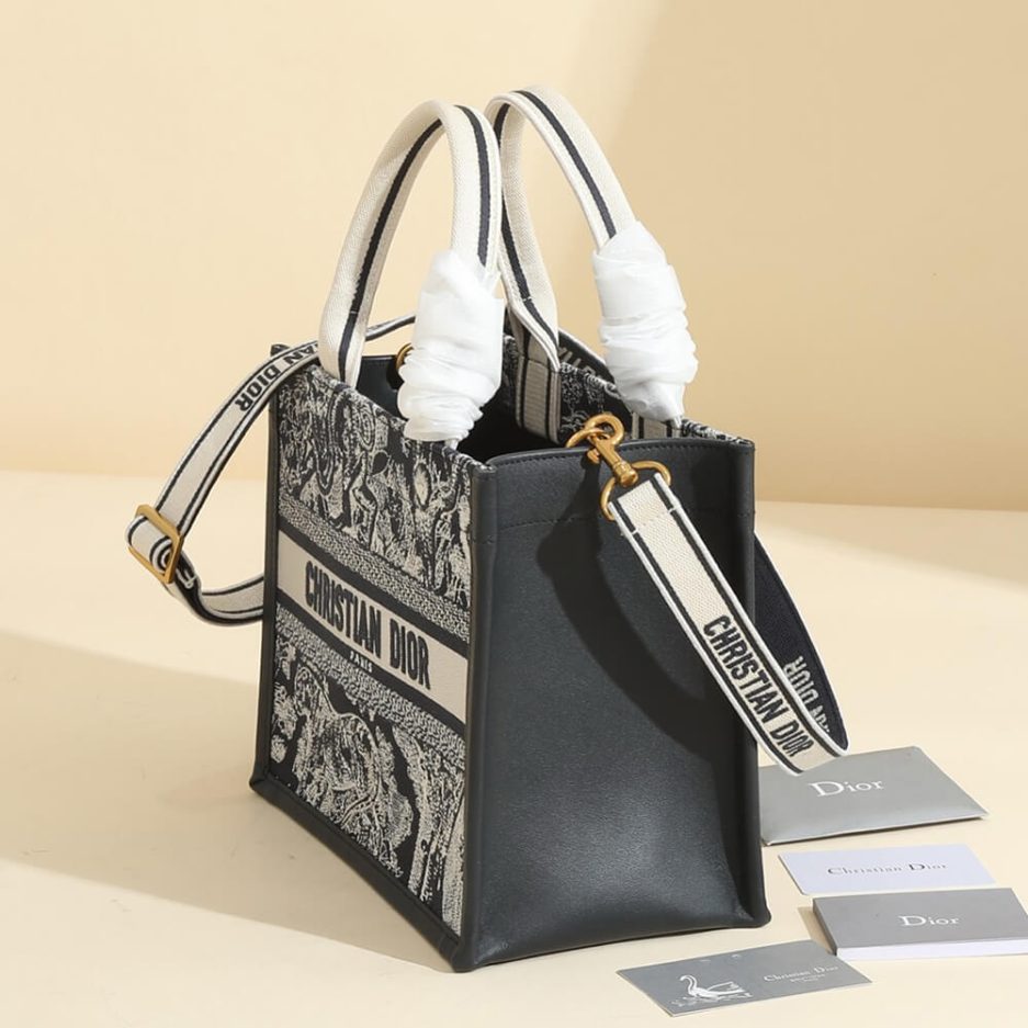 Dior Medium Book Tote Bag - Image 4