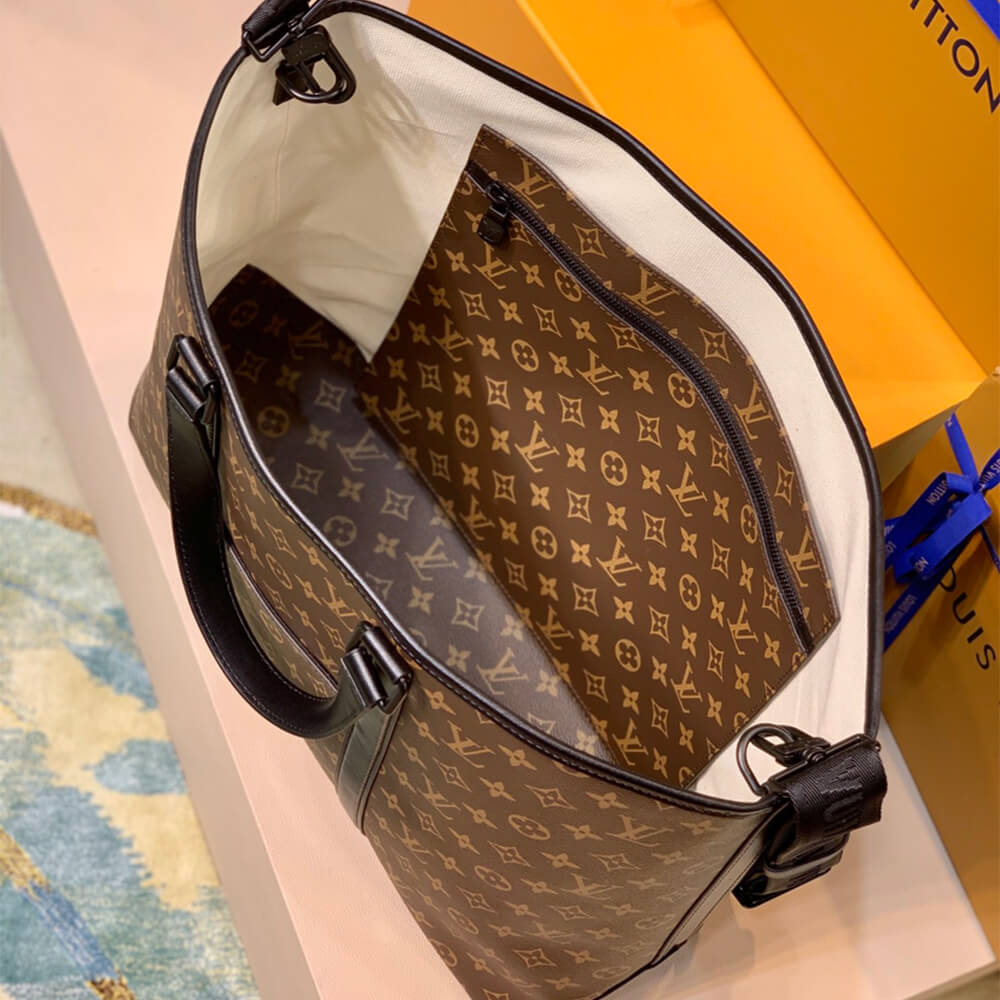 LV WEEK-END TOTE GM - Image 6