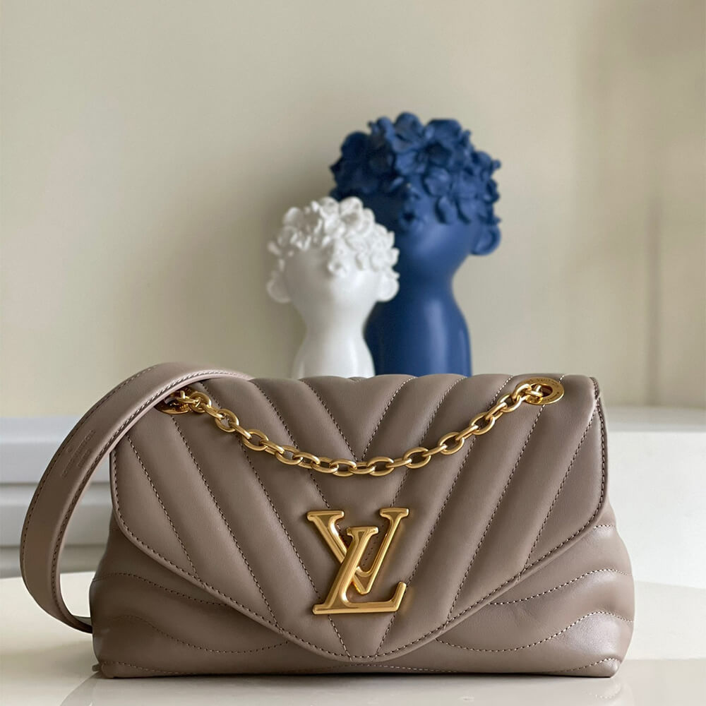 LOUIS VUITTON NEW WAVE CHAIN BAG - Image 2