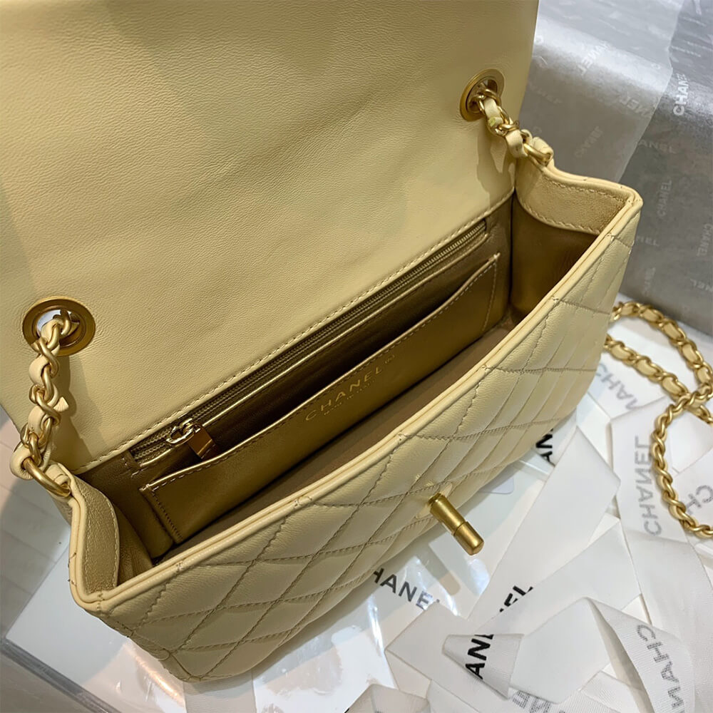 CHANEL Classic Flap Shoulder Bag - Image 7