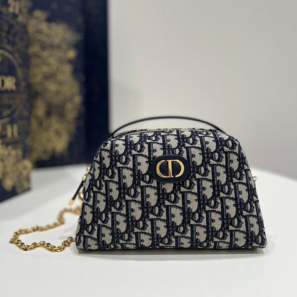 Dior Montaigne Medium D-Arch Mini Bag - Image 2