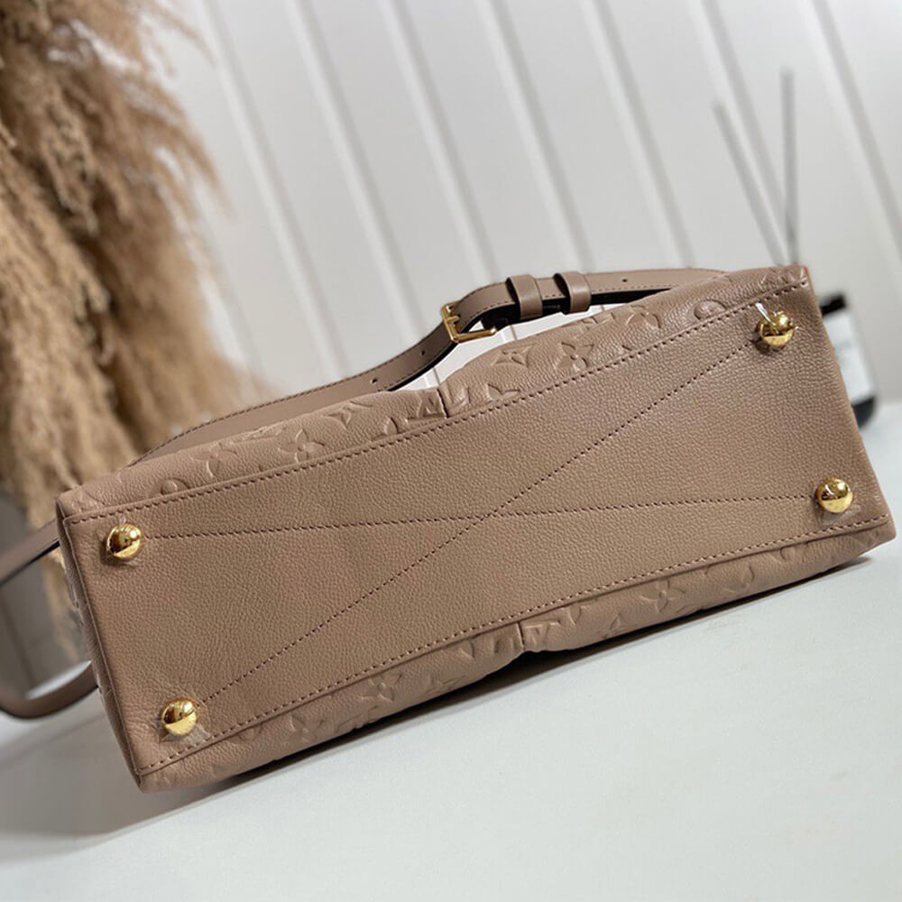 LY TOTE MM HANDBAG - Image 4