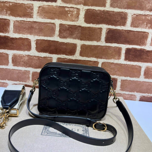 Gucci Matelasse Small Handbag - Image 3