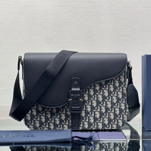 Dior Saddle Messenger Bag - Image 2