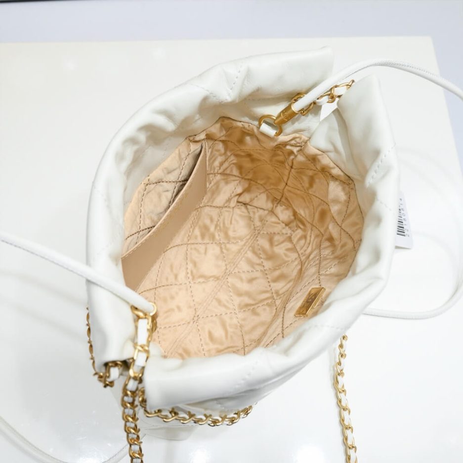 CHANEL 22 MINI HANDBAG - Image 6