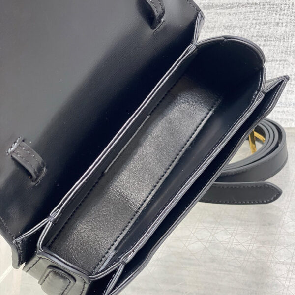 Dior Small 30 Montaigne Avenue Top Handle Bag - Image 7