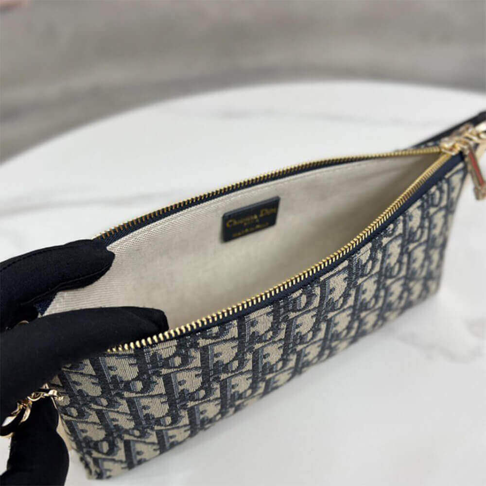 Dior Club Bag - Image 5