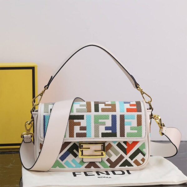 Fendi Baguette Bag - Image 3