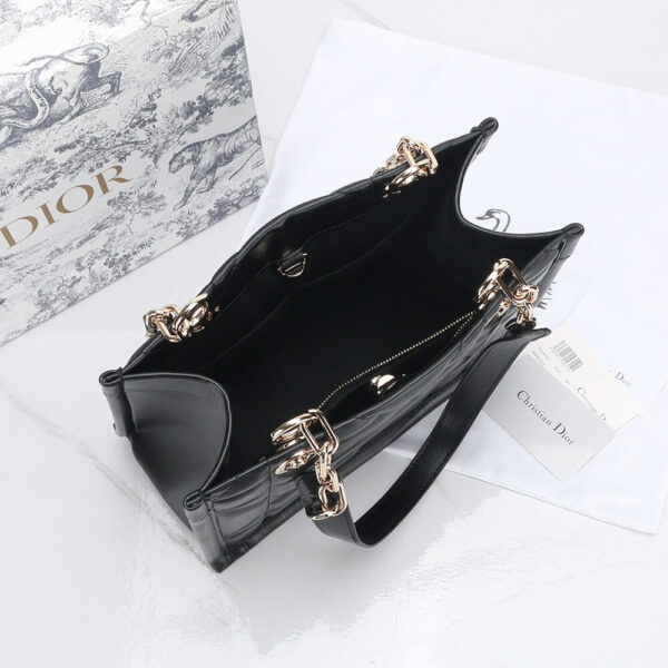 Dior Small Essential Tote Bag - Image 6