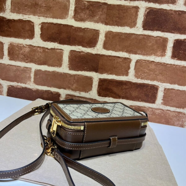 Gucci Mini Bag With Interlocking - Image 4