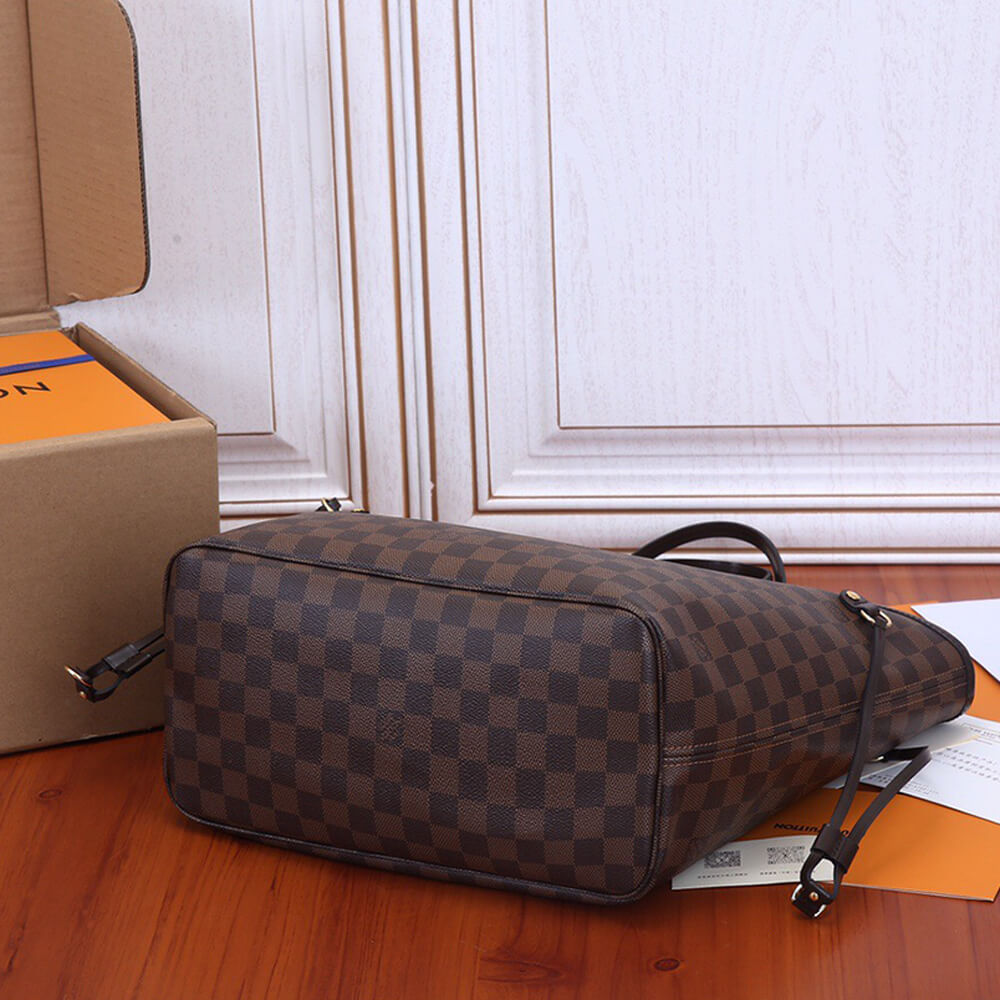 LOUIS VUITTON Neverfull MM Tote - Image 3