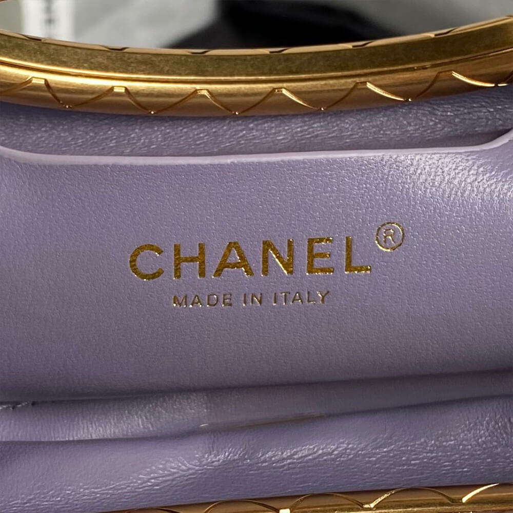 CHANEL Clutch - Image 6