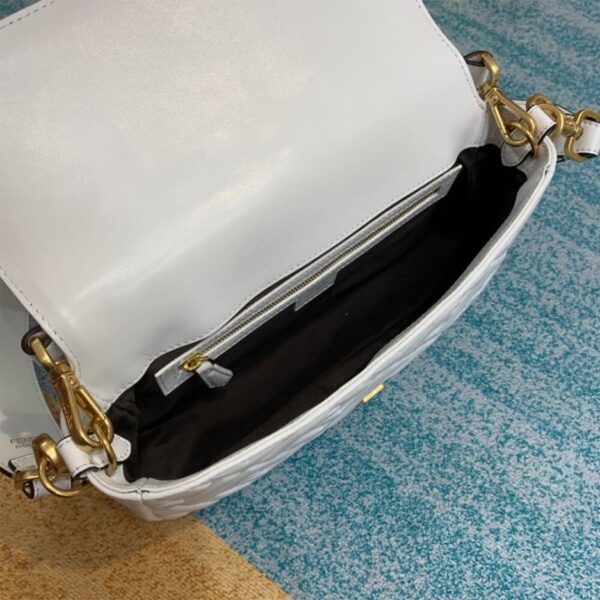 Fendi Baguette Bag - Image 7