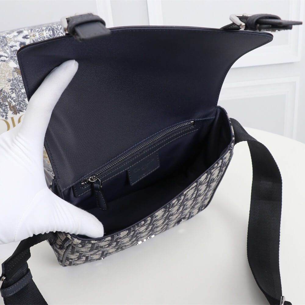 Dior Kid's Messenger Bag - Image 7