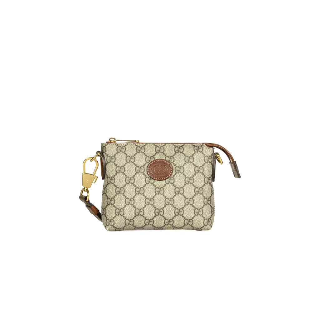 Gucci Meddenger Bag With Interlocking