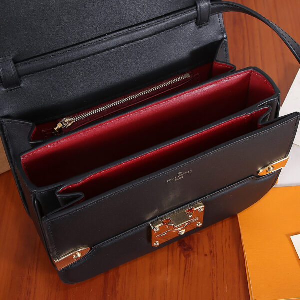 LOUIS VUITTON Orsay MM - Image 5