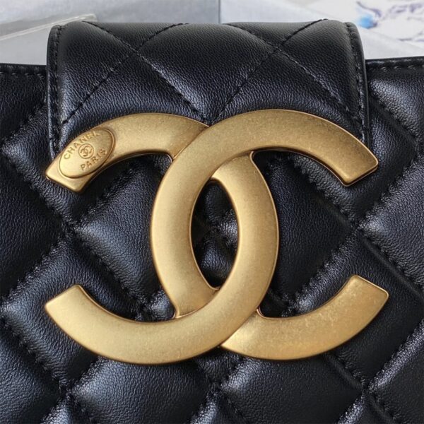 CHANEL 24C - Image 7